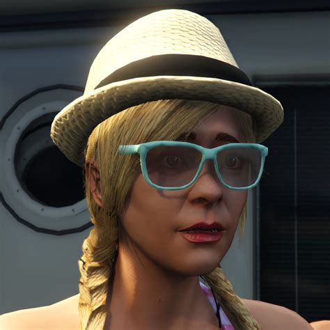 Amanda De Santa. Amanda De Santa is Michael's wife in GTA 5. She is burnt out on her life; cheating and overspending to make up for the lack of fulfillment. In a sense, the entire family is stuck ...